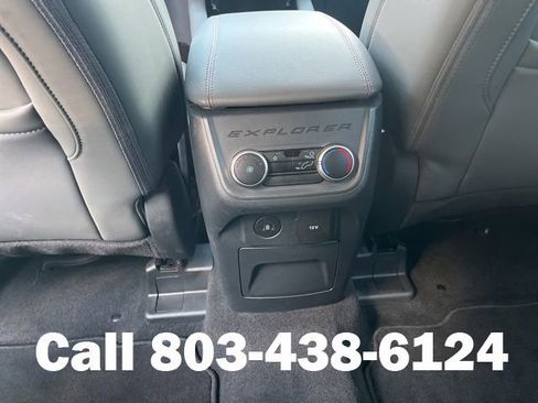 Used 2025 Ford Explorer Active w/ Active Comfort Package AWD/4WD image 14