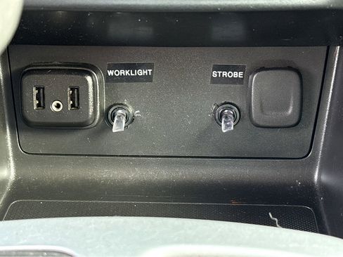 Used 2021 Chevrolet Colorado LT w/ Fleet Safety Package image 34