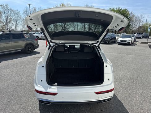 Used 2023 Audi Q5 2.0T Premium AWD/4WD image 10