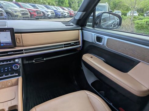 Used 2024 Hyundai Santa Fe Limited image 18