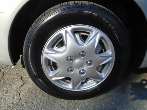 Used 2002 Toyota Corolla CE image 24