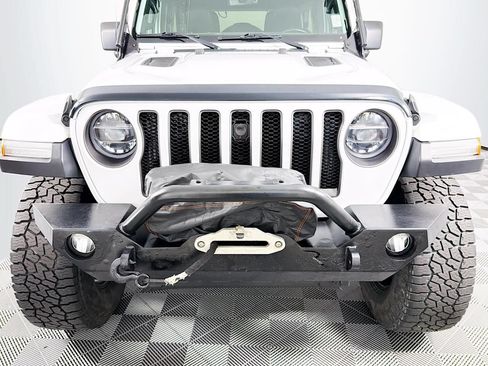 Used 2020 Jeep Wrangler Unlimited Rubicon w/ Uconnect 4C Nav & Sound Group AWD/4WD image 2