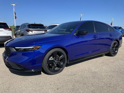 Used 2023 Honda Accord Sport image 6