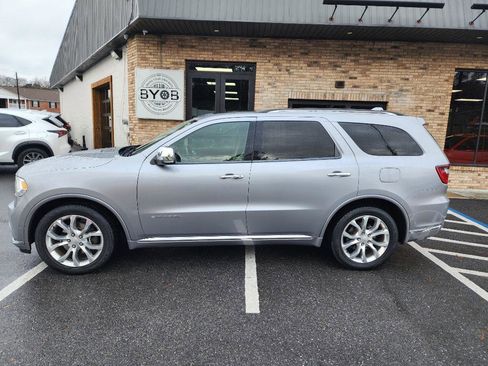 Used 2018 Dodge Durango Citadel w/ Technology Group image 2