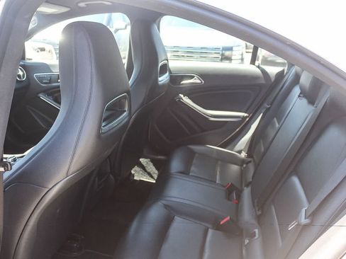 Used 2014 Mercedes-Benz CLA 250 image 23
