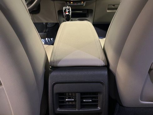 Used 2021 Cadillac XT4 Premium Luxury w/ Cold Weather Package image 31