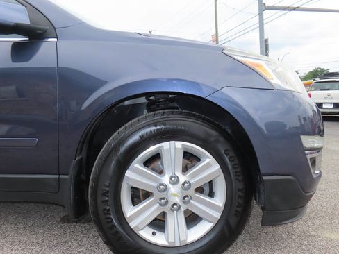Used 2014 Chevrolet Traverse LT AWD/4WD image 18