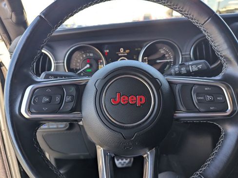 Used 2021 Jeep Wrangler Unlimited Sahara AWD/4WD image 24