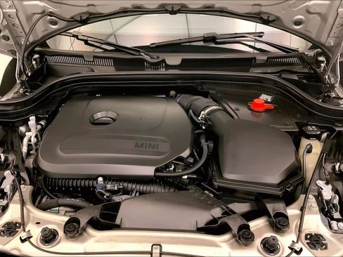 Used 2026 MINI Cooper 2-Door Hardtop FWD image 9