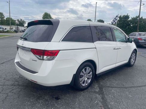 Used 2017 Honda Odyssey SE image 8