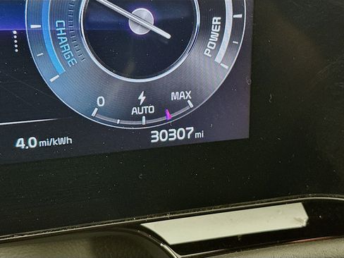 Used 2024 Kia Niro Wind FWD image 19