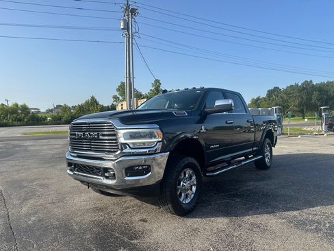 Used 2022 RAM 3500 Laramie AWD/4WD image 7