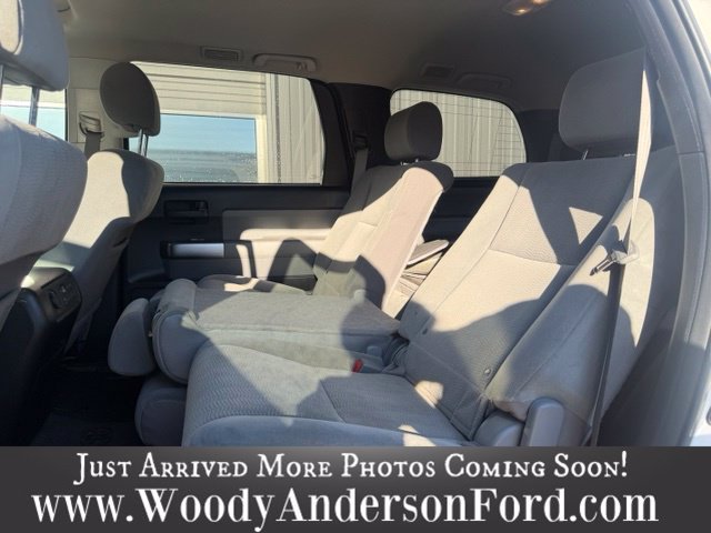 Used 2018 Toyota Sequoia SR5 w/ Carpet Cargo Mat Package AWD/4WD image 11