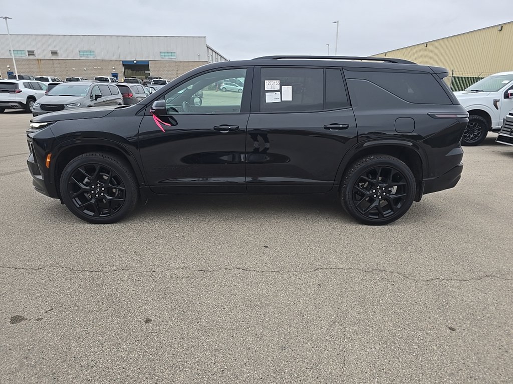 Used 2026 Chevrolet Traverse RS AWD/4WD image 3