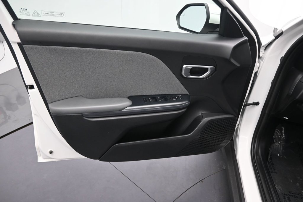 Used 2025 Kia K4 EX FWD image 17