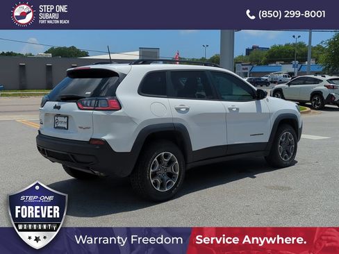 Used 2022 Jeep Cherokee Trailhawk w/ Sound & Nav Group AWD/4WD image 7