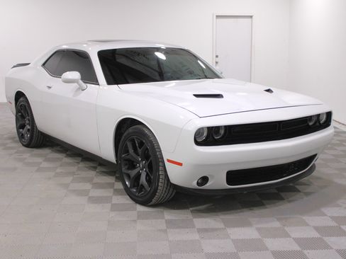 Used 2020 Dodge Challenger SXT w/ Blacktop Package image 1