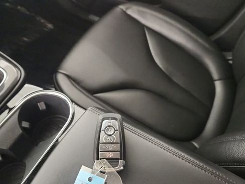 Used 2023 Lincoln Nautilus AWD image 19