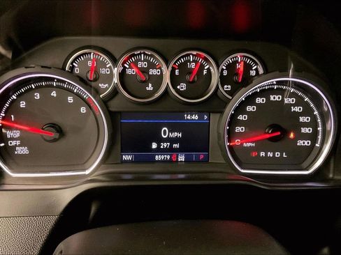 Used 2019 Chevrolet Silverado 1500 LT Trail Boss AWD/4WD image 13