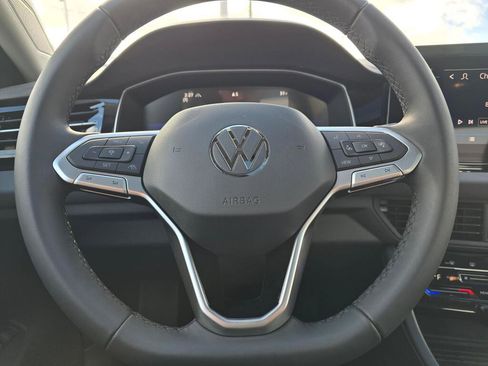 New 2026 Volkswagen Jetta SE FWD image 23