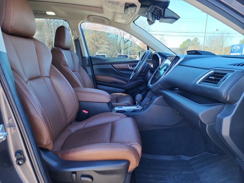 Certified 2024 Subaru Ascent Touring w/ Popular Package #2 image 17