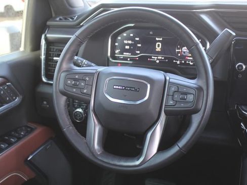 Used 2025 GMC Sierra 2500 Denali Ultimate AWD/4WD image 23