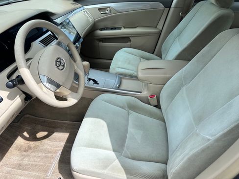 Used 2005 Toyota Avalon XL FWD image 5