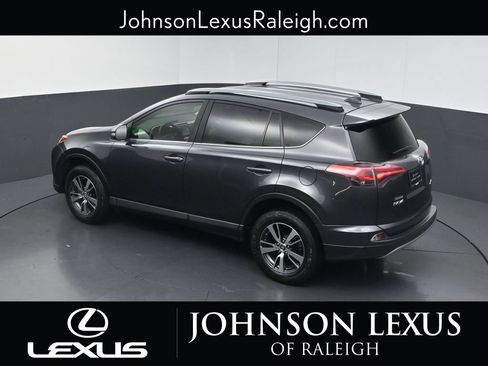 Used 2017 Toyota RAV4 XLE FWD image 26