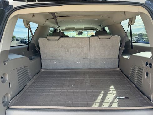 Used 2019 GMC Yukon XL SLT image 16