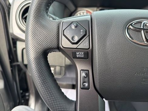 Certified 2023 Toyota Tacoma TRD Off-Road image 20