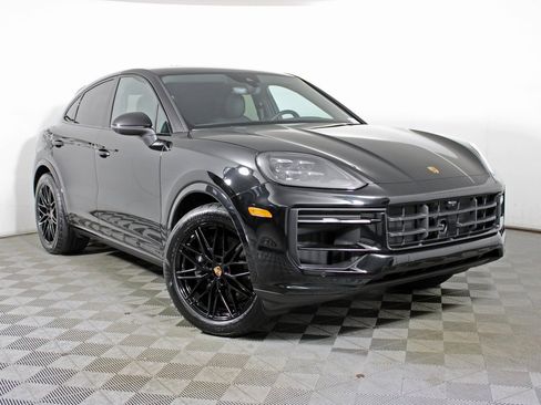 New 2026 Porsche Cayenne Coupe image 9