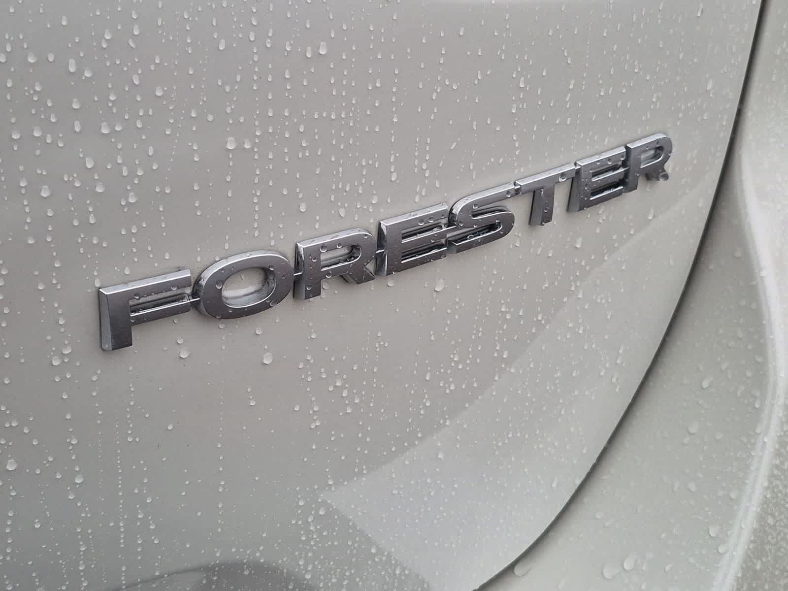 Used 2020 Subaru Forester Premium AWD/4WD image 4