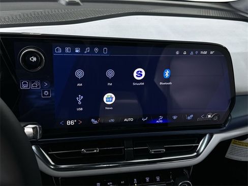 New 2026 Chevrolet Equinox EV LT image 13