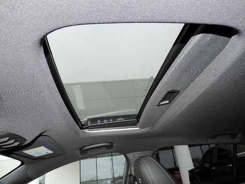 New 2026 Buick Envista Sport Touring w/ Convenience I Package image 14