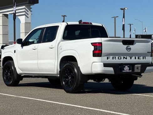 New 2026 Nissan Frontier SV w/ Tow Package AWD/4WD image 7