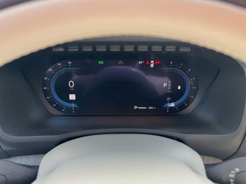 Used 2024 Volvo XC90 B6 Plus w/ Protection Package Premier image 20