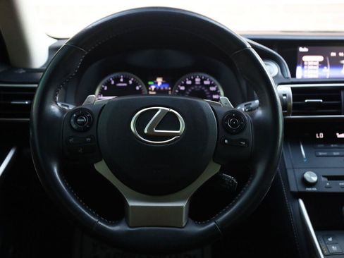 Used 2015 Lexus IS 250 w/ Premium Package RWD image 31