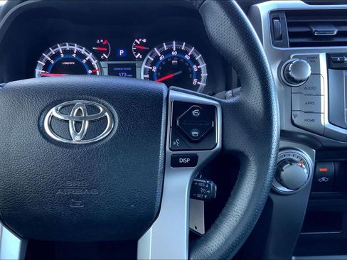 Used 2019 Toyota 4Runner SR5 image 18