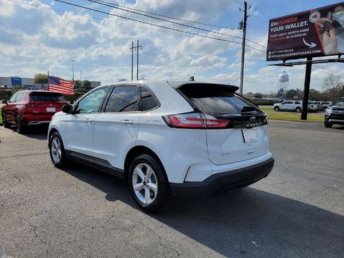 Certified 2024 Ford Edge SE image 4