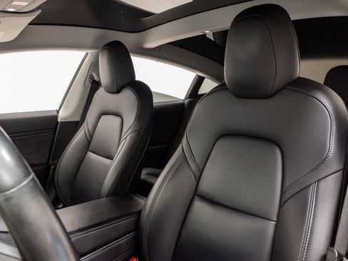 Used 2018 Tesla Model 3 Long Range RWD image 9