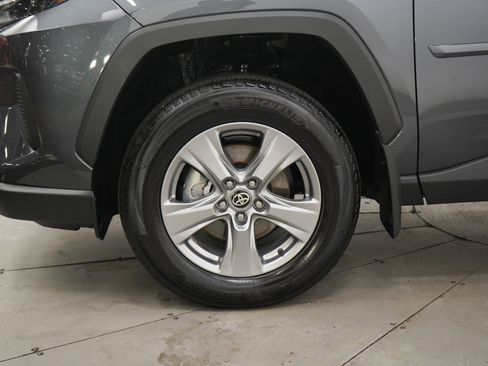 Used 2025 Toyota RAV4 XLE w/ Convenience Package AWD/4WD image 29