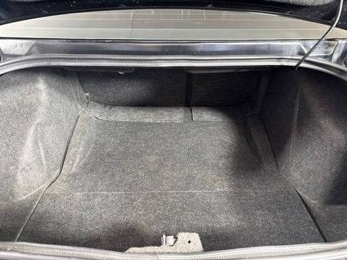 Used 2013 Dodge Challenger R/T RWD image 29