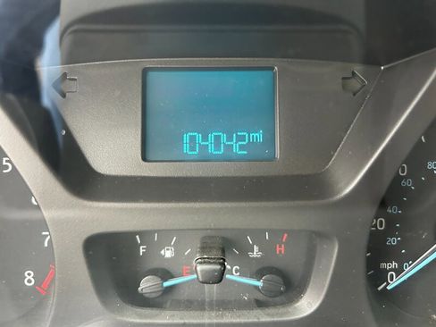 Used 2015 Ford Transit 250 130 Medium Roof image 17