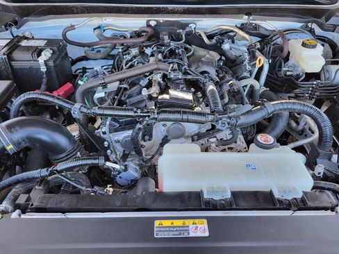 Used 2024 Toyota Tacoma TRD Off-Road w/ TRD Off Road Premium Package image 19