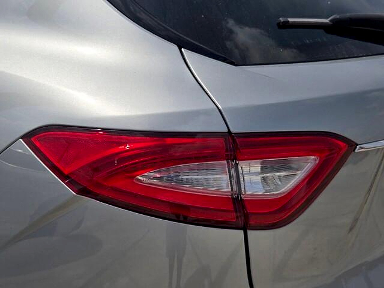Used 2017 Maserati Levante S AWD/4WD image 8