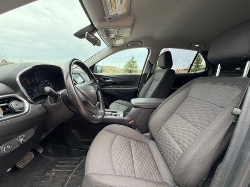 Used 2018 Chevrolet Equinox LT FWD image 14