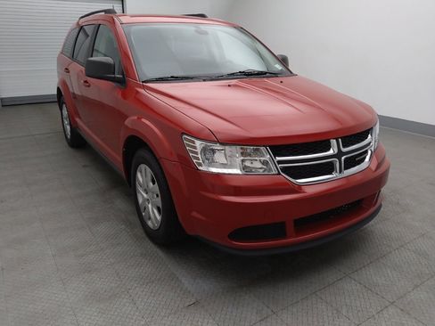 Used 2019 Dodge Journey SE image 13