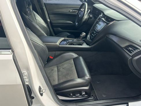 Used 2019 Cadillac CTS V w/ Carbon Fiber Package image 10