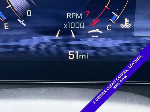 Used 2025 Chevrolet Traverse LT w/ Sun and Wheel Package image 24