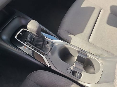 Used 2024 Toyota Corolla LE FWD image 34